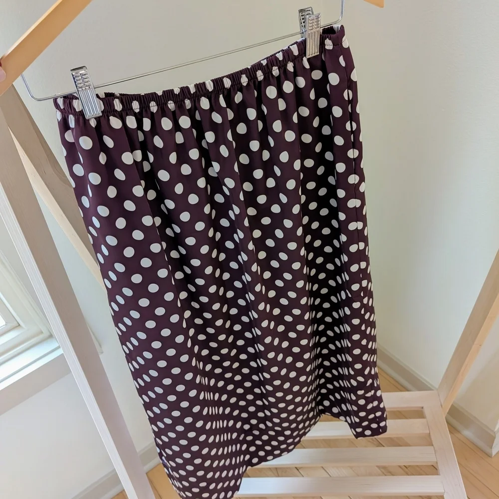 NWT Zara Polka Dot Midi Skirt In Burgundy - S